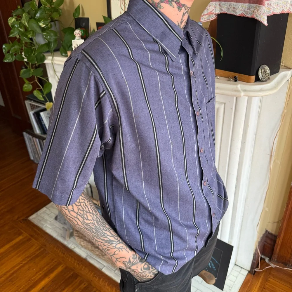 💀 SOLD 💀 Vintage 80s Purple Striped Cropped Boxy Short Sleeve Button Down ~ XL - Picture 4 of 8